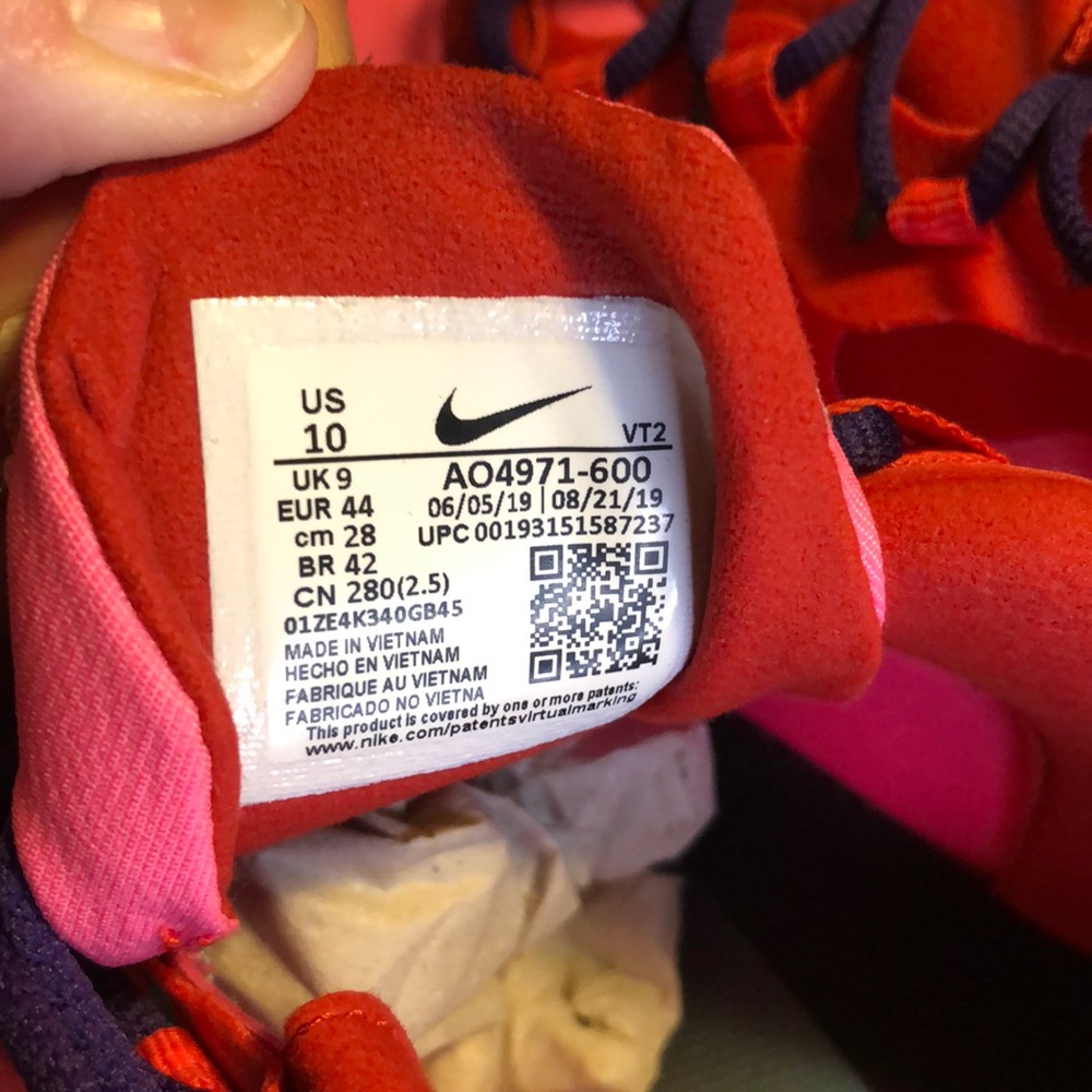 ❌❌❌SOLD❌❌❌Nike Air Max 270 React Size 10 - Picture 6 of 9